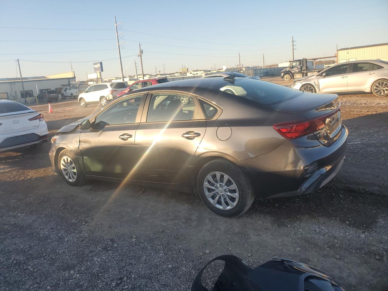 2024 Kia Forte - Image 2