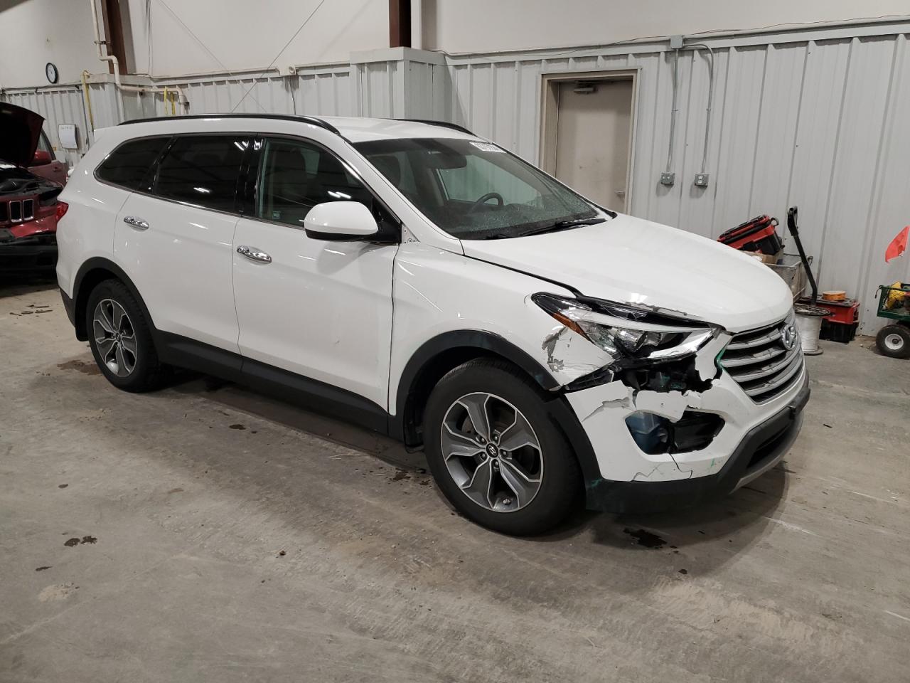 VIN KM8SMDHF9GU132458 2016 HYUNDAI SANTA FE no.4