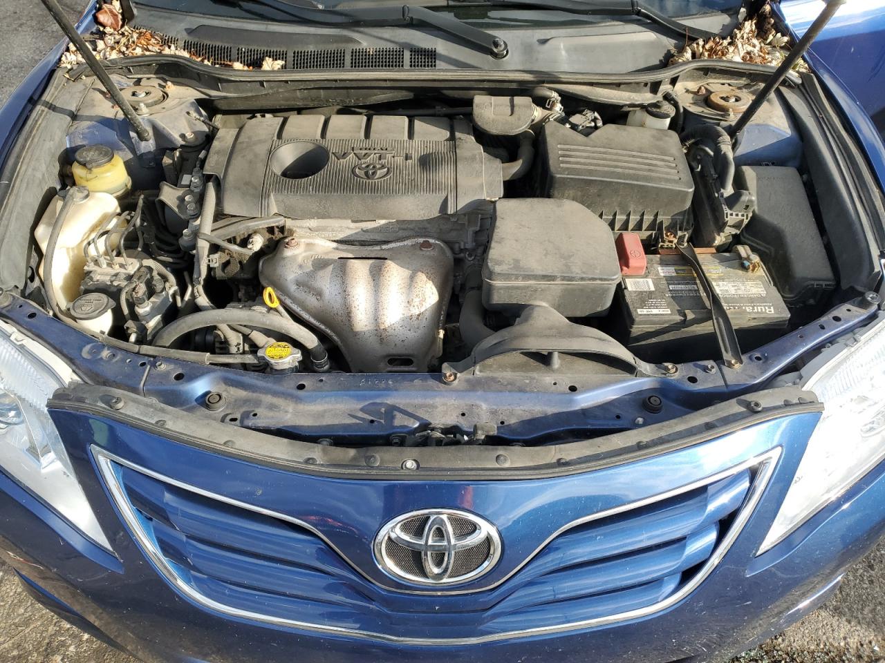2011 Toyota Camry - Image 11