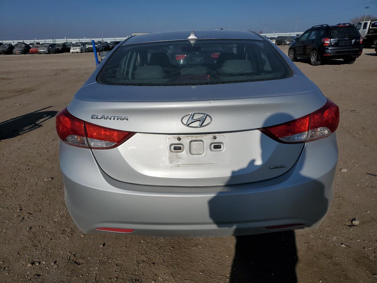 2011 Hyundai Elantra - Image 6
