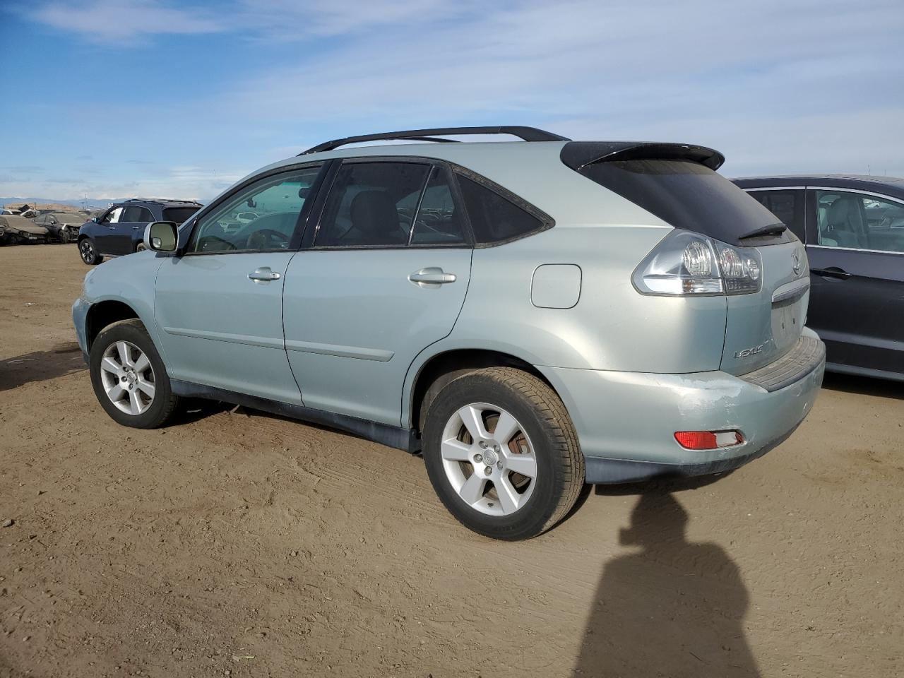 2004 Lexus RX - Image 2