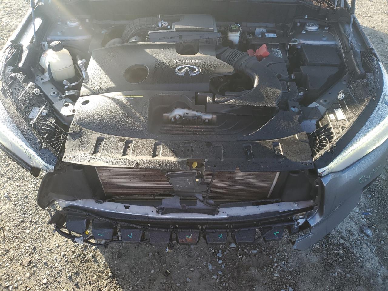 2020 Infiniti QX50 - Image 12