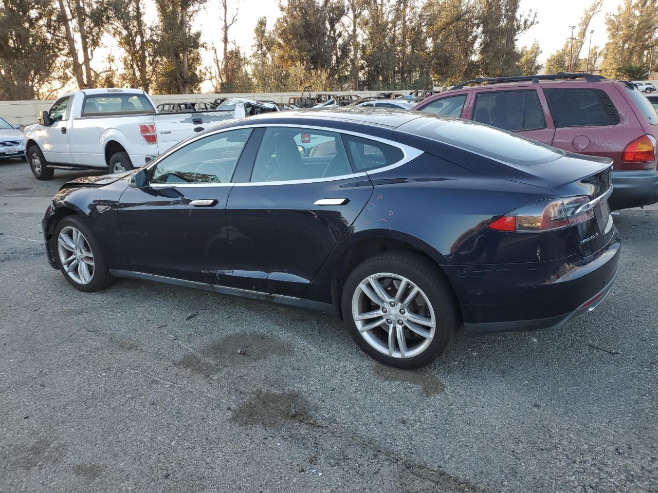 VIN 5YJSA1H13FFP78490 2015 TESLA MODEL S no.2