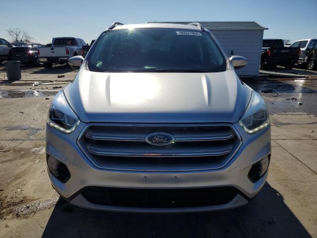  FORD ESCAPE 2017 Srebrny