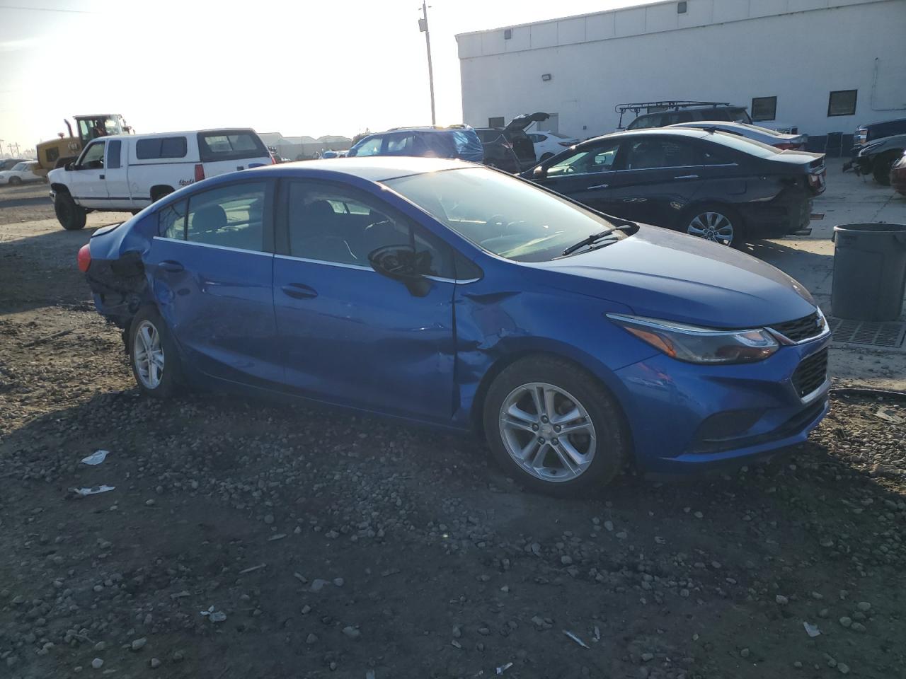 2018 Chevrolet Cruze - Image 4