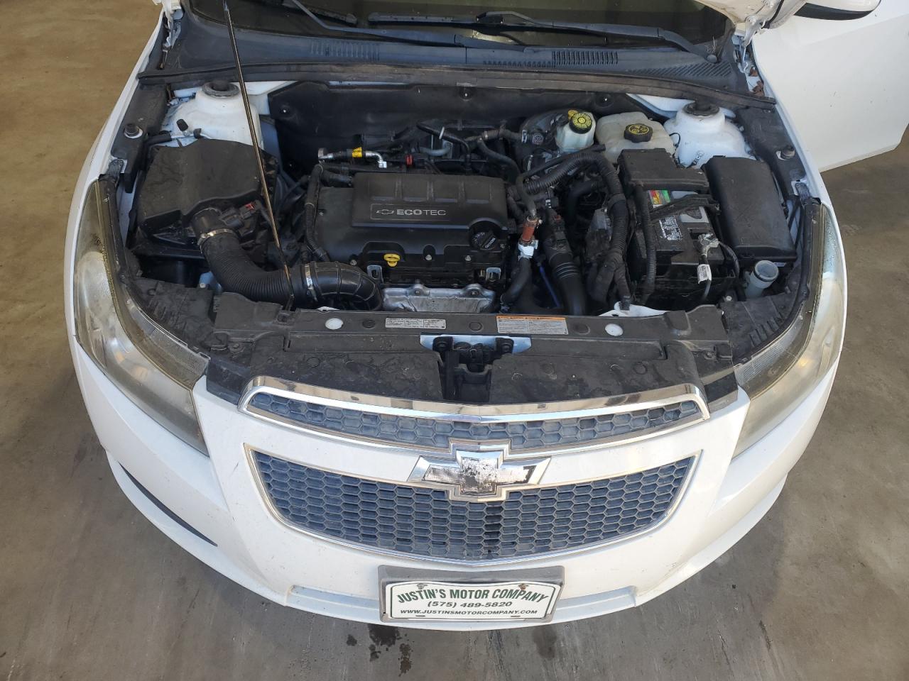 2014 Chevrolet Cruze - Image 11