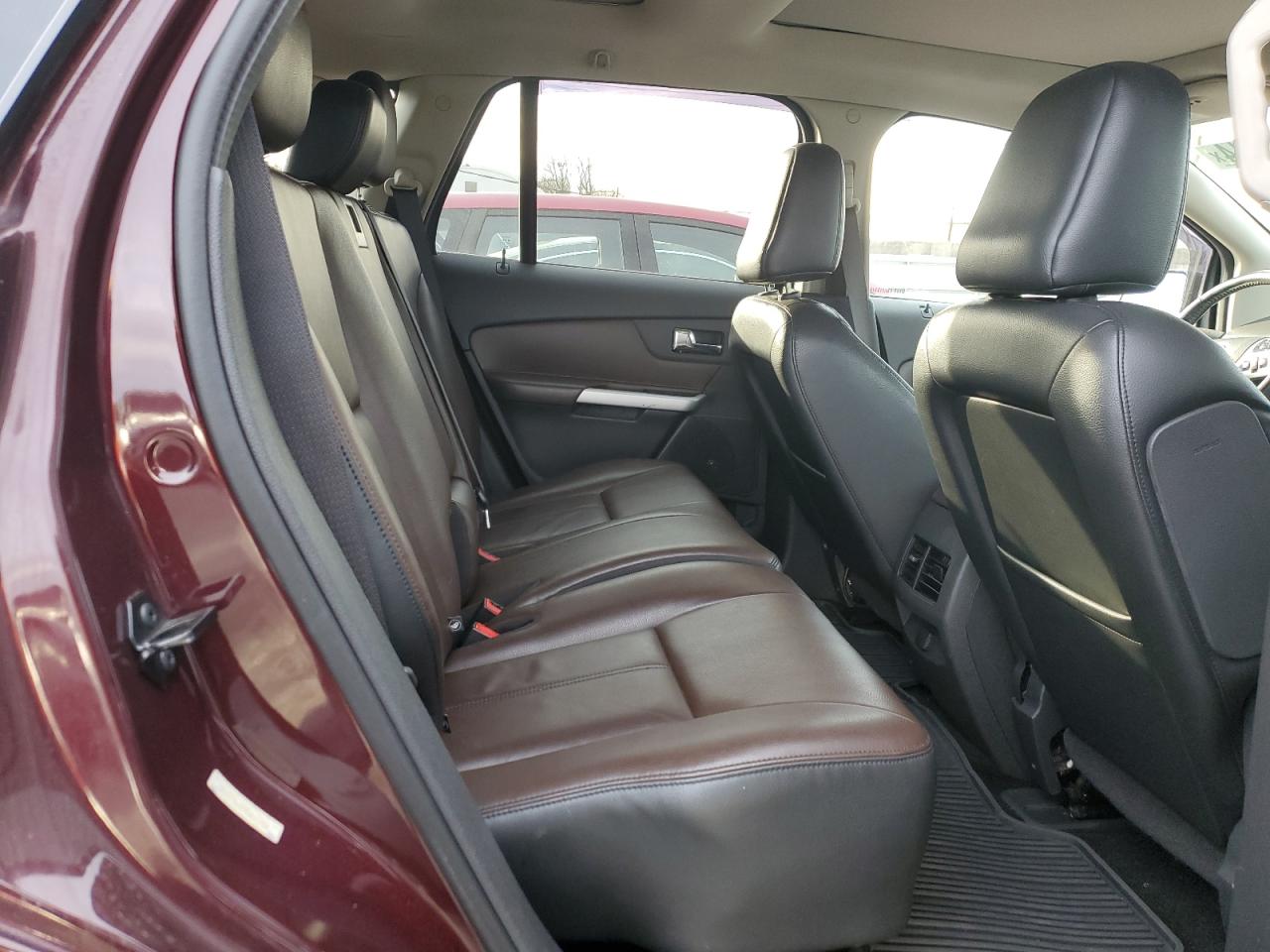 2011 Ford Edge - Image 11