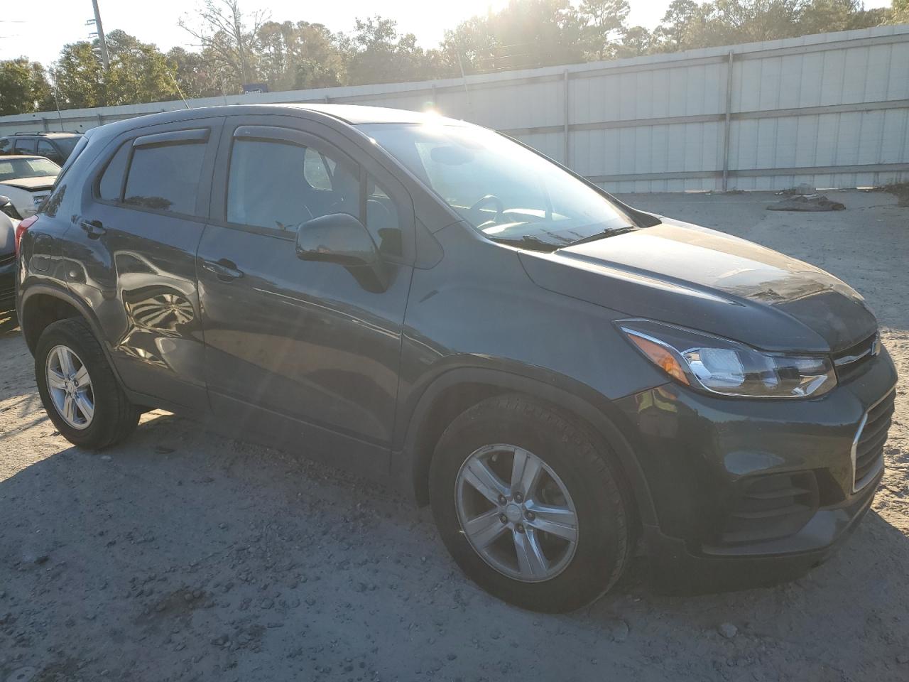 2020 Chevrolet Trax - Image 4