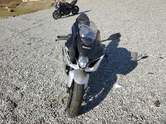 2025 SUZUKI GSX-R1000