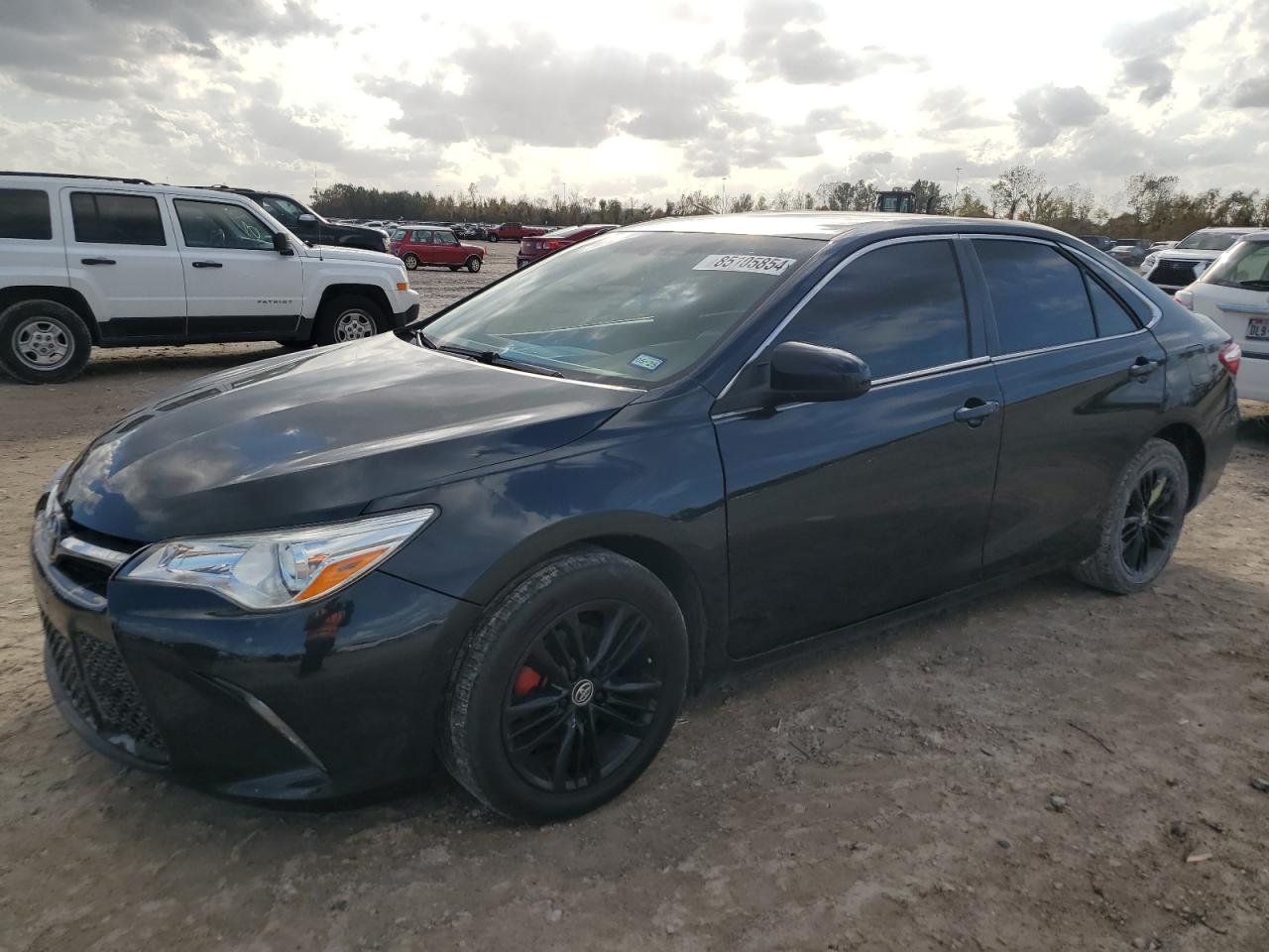 2016 TOYOTA CAMRY