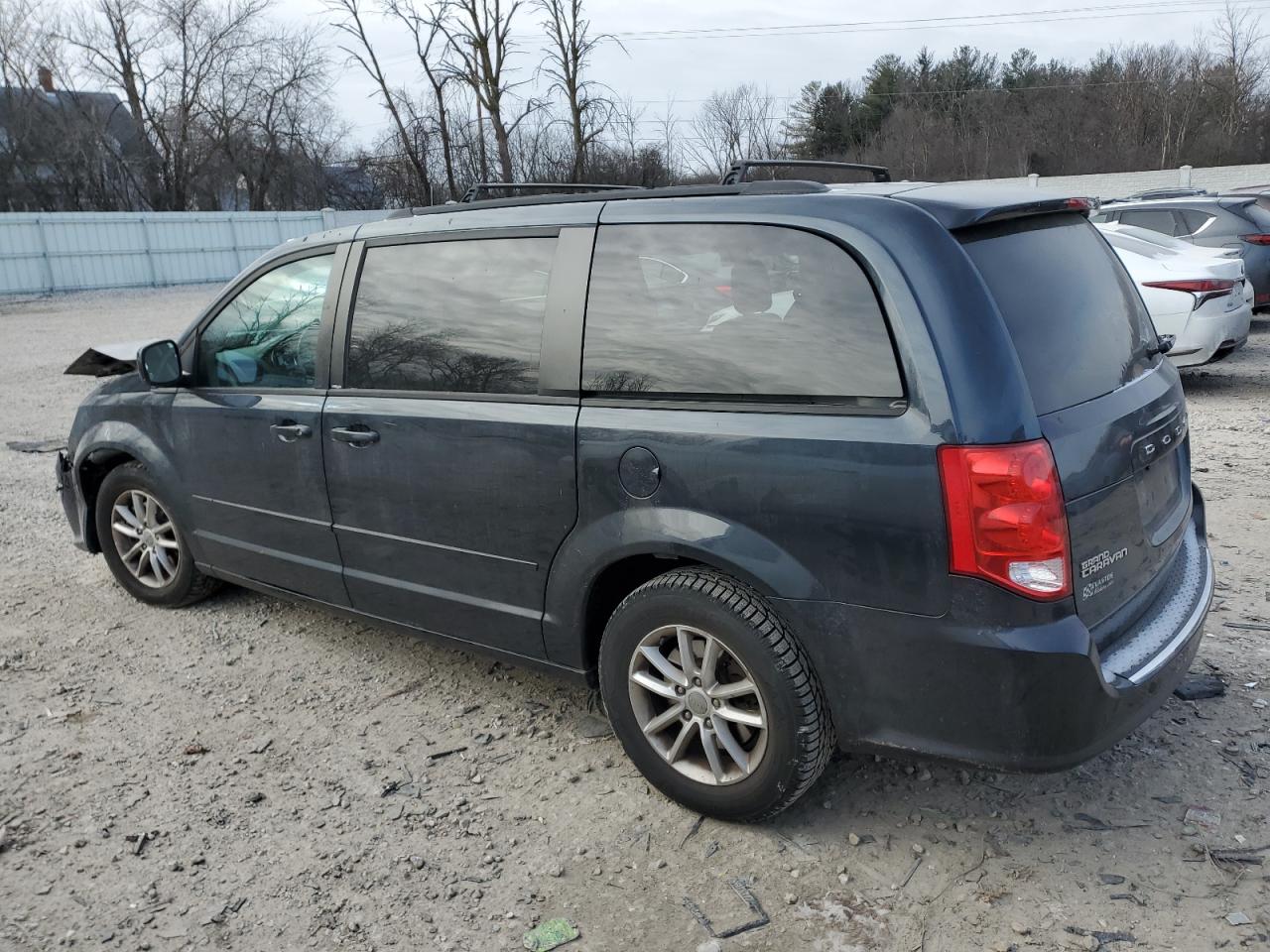 VIN 2C4RDGCG9ER104139 2014 DODGE CARAVAN no.2