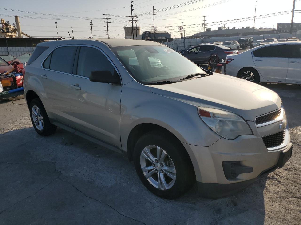 VIN 1GNALAEK8EZ137418 2014 CHEVROLET EQUINOX no.4