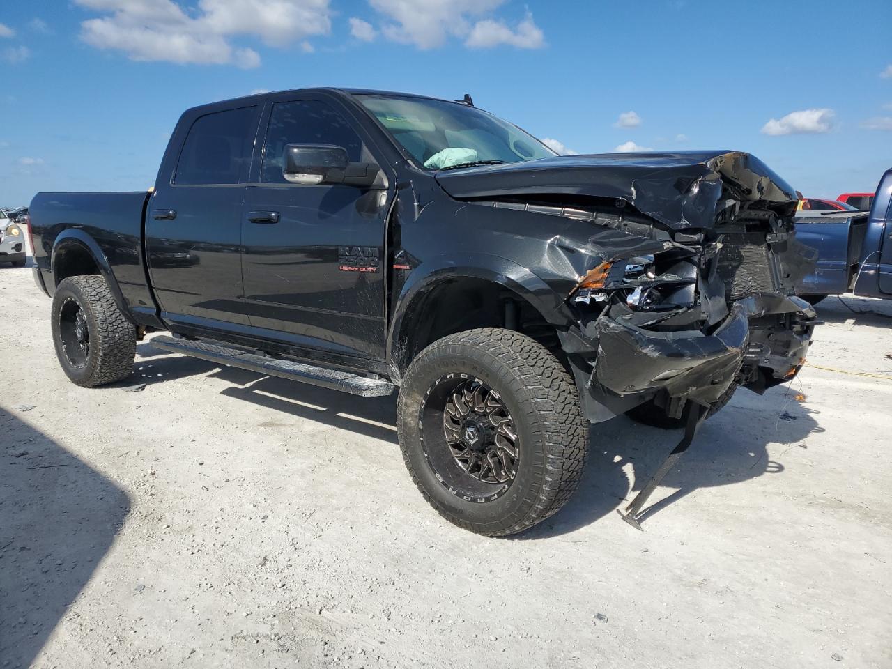 2018 RAM 2500 - Image 4