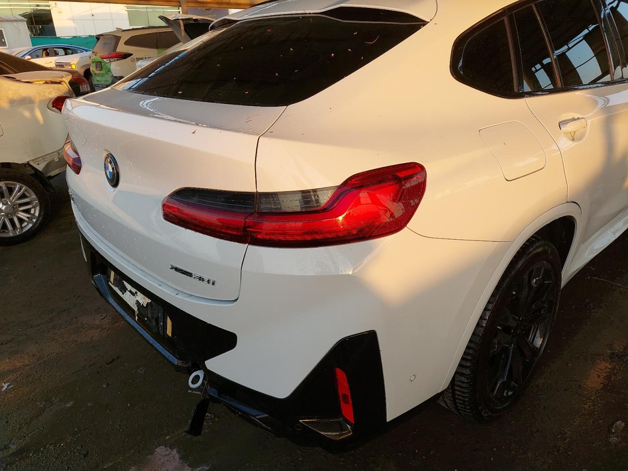 WBX31DT04N9K12239 - 2022 BMW X4 - #86677674