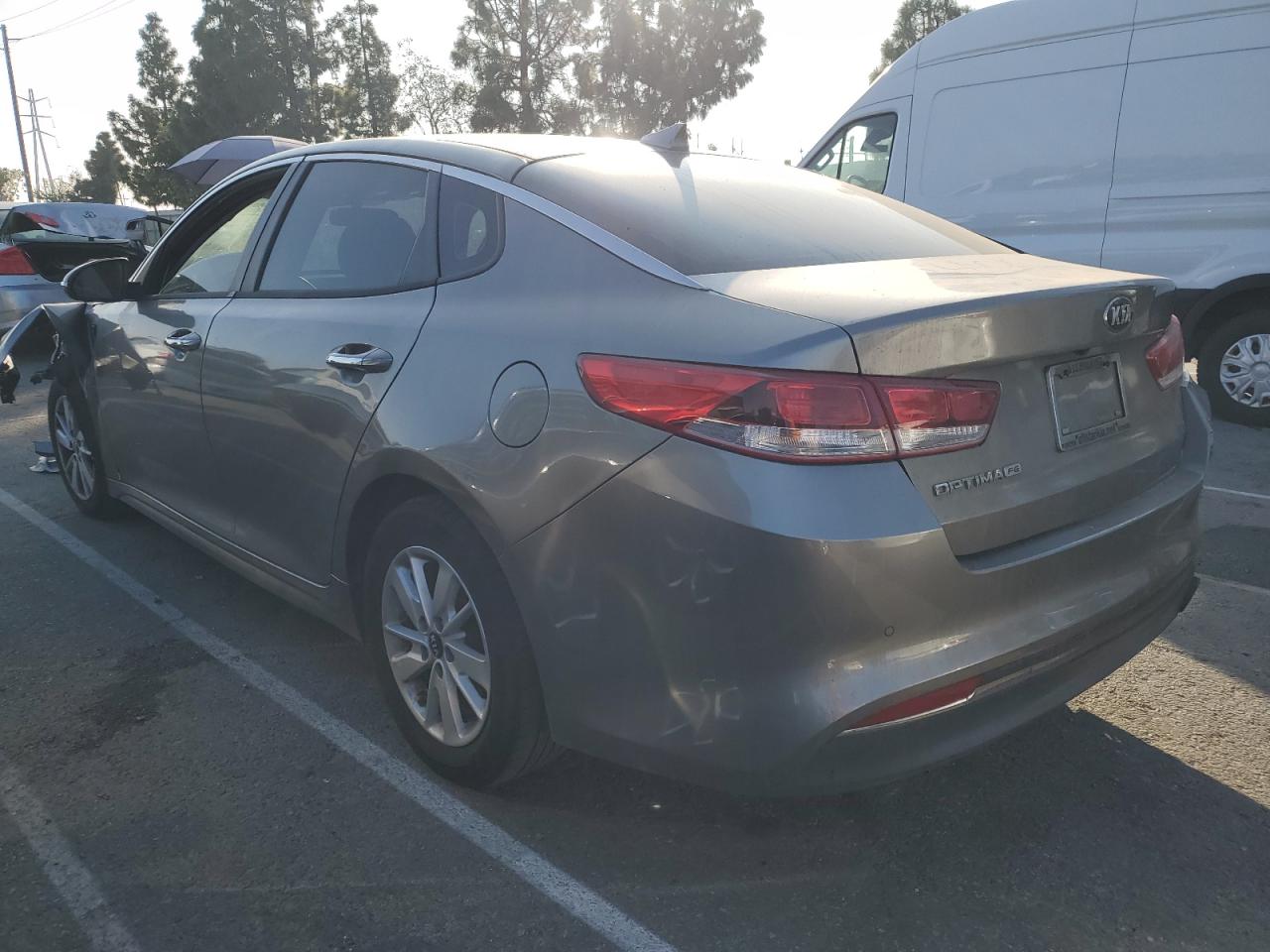 2018 Kia Optima - Image 2