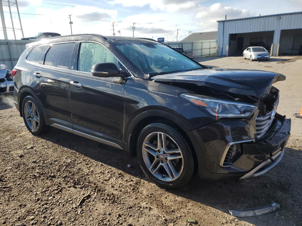 VIN KM8SRDHF6HU201335 2017 HYUNDAI SANTA FE no.4