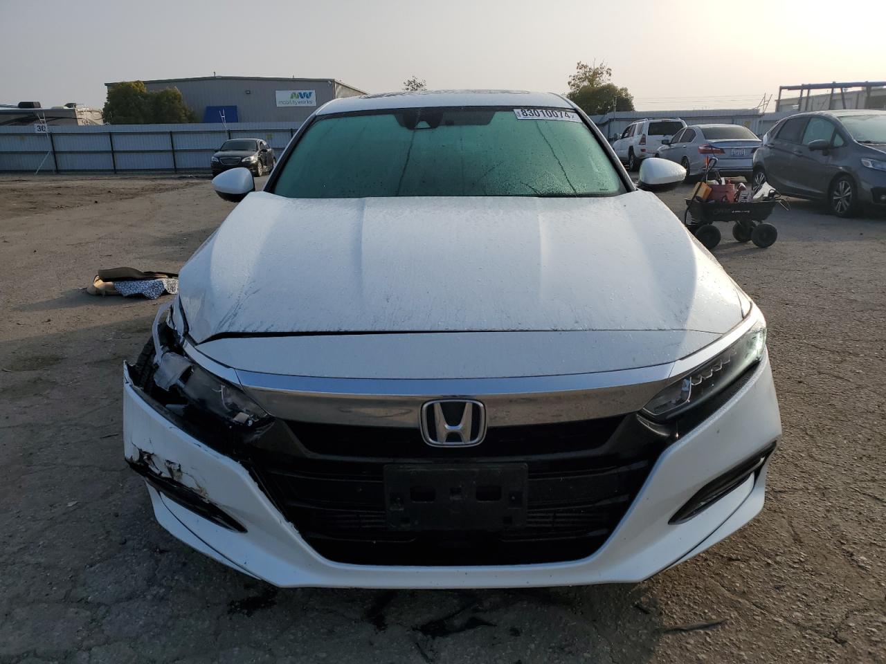 VIN 1HGCV1F47JA120549 2018 HONDA ACCORD no.5