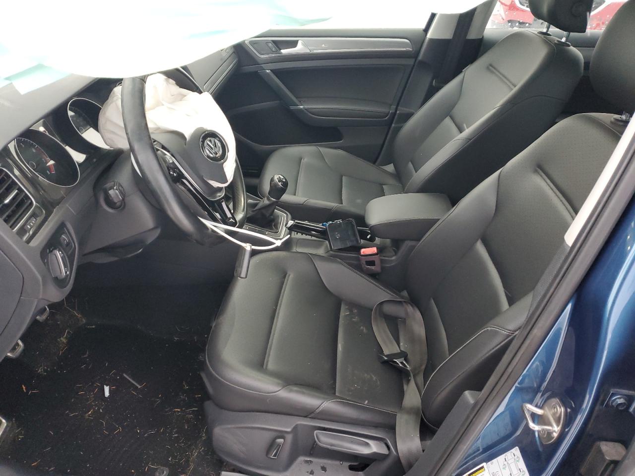 2019 Volkswagen Golf - Image 7