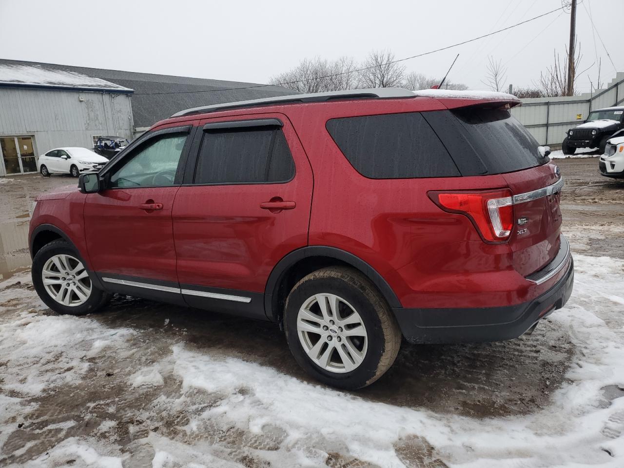 VIN 1FM5K8DH1JGC40600 2018 FORD EXPLORER no.2