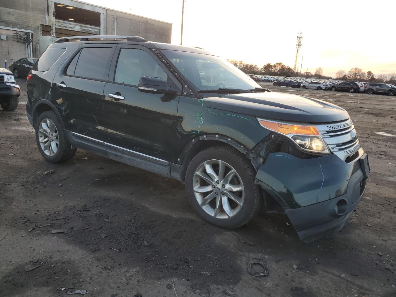 VIN 1FM5K8D84DGC09507 2013 FORD EXPLORER no.4