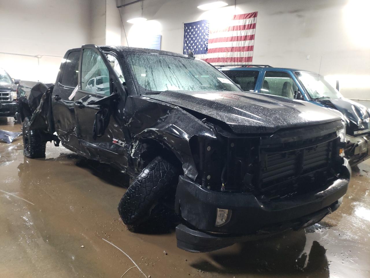 2019 Chevrolet Silverado - Image 4