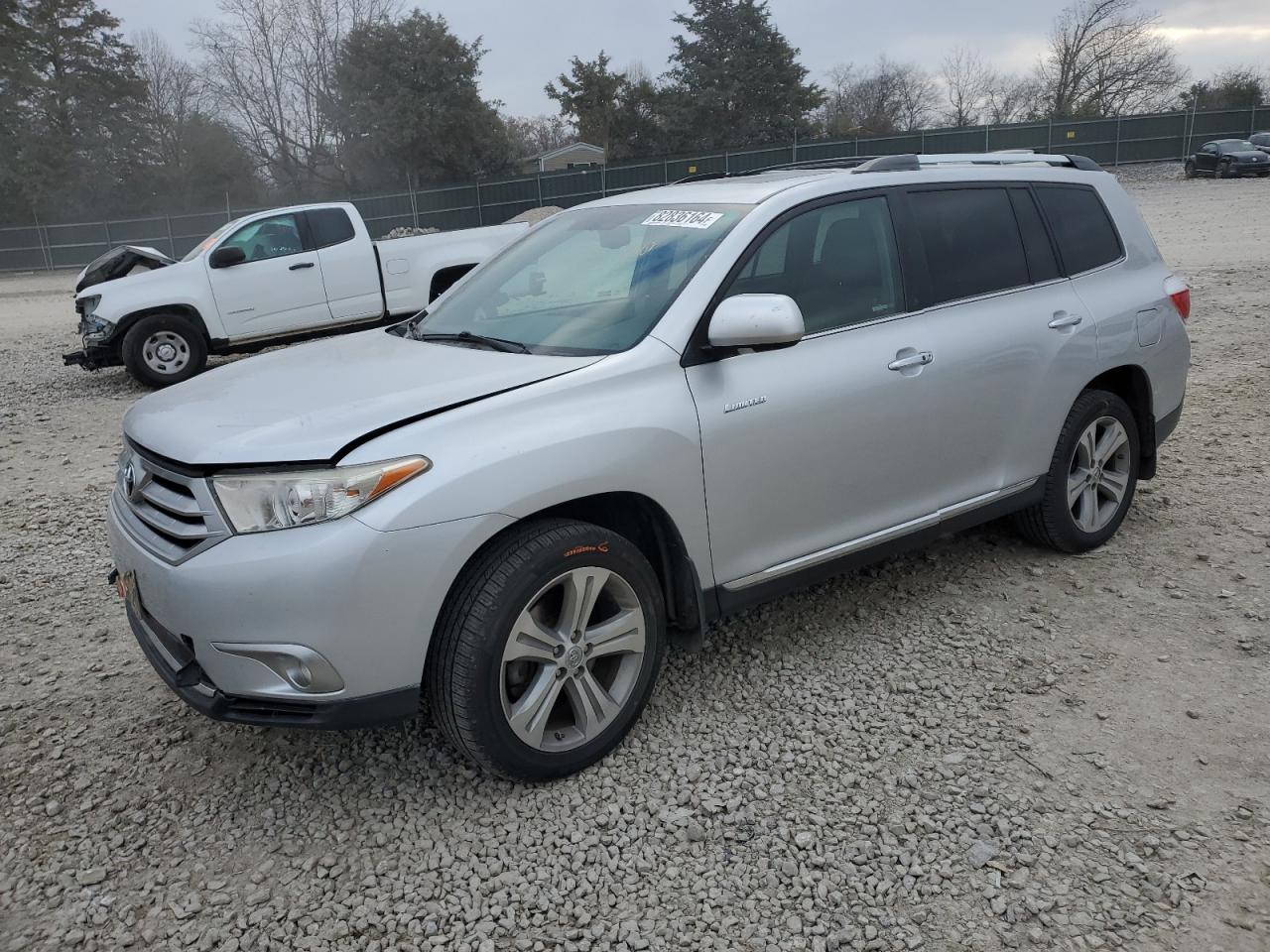 2011 Toyota Highlander Limited for Sale in Madisonville, TN - Front End