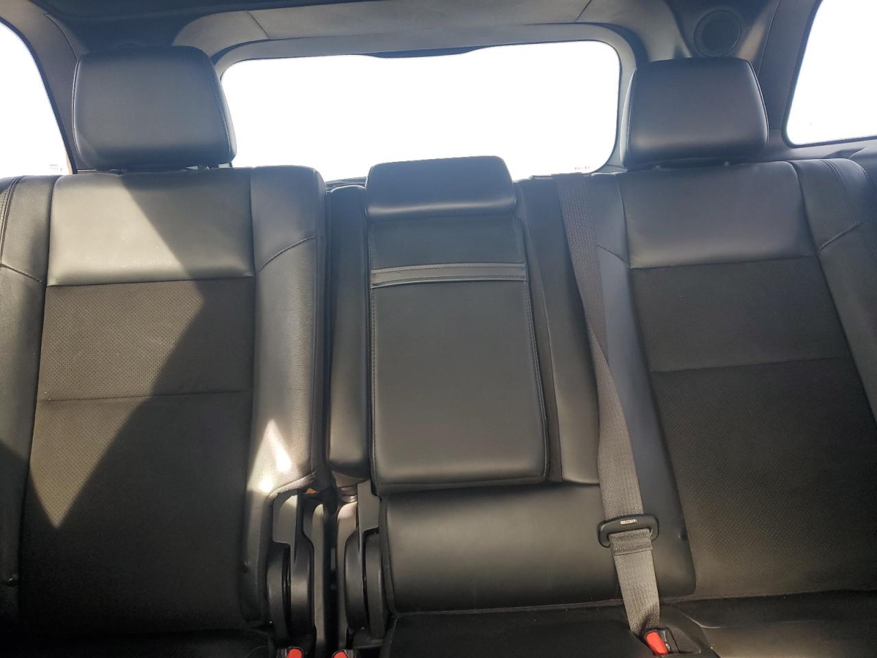 2020 Jeep Grand Cherokee - Image 10