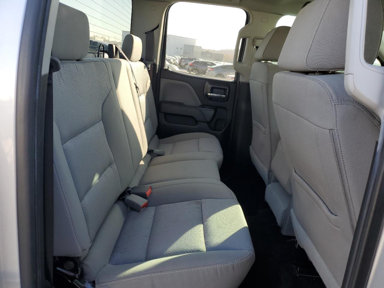 2018 Chevrolet Silverado K1500 Custom VIN: 1GCVKPEC8JZ327786 Lot: 82996814