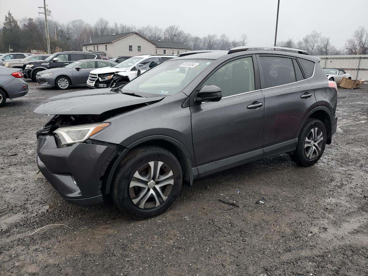 VIN JTMBFREV7HJ704766 2017 TOYOTA RAV4 no.1