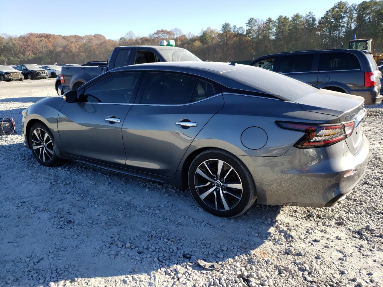 2021 Nissan Maxima - Image 2
