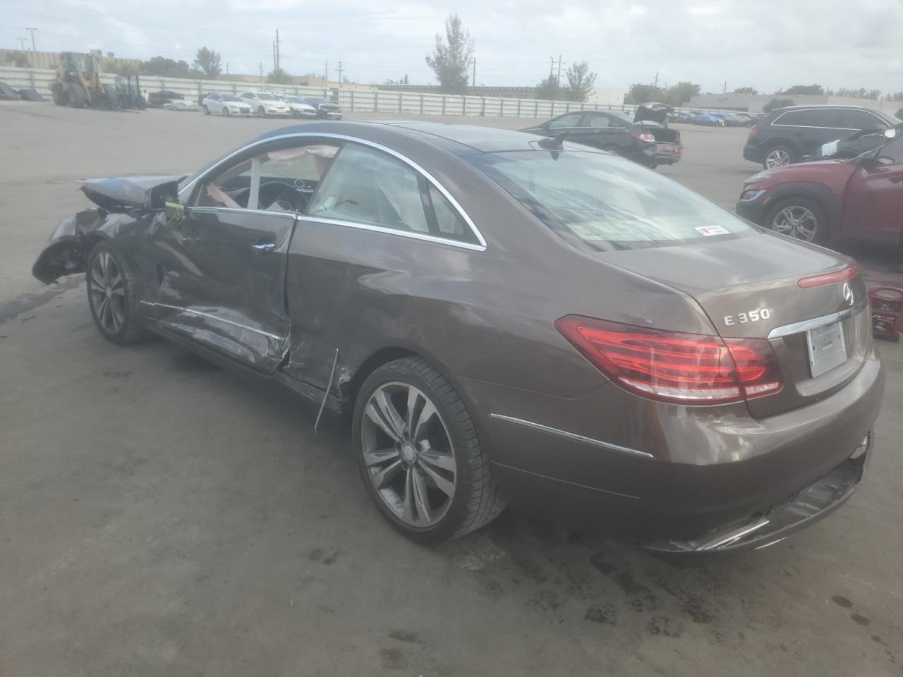 2014 Mercedes-Benz E-klasse - Image 2