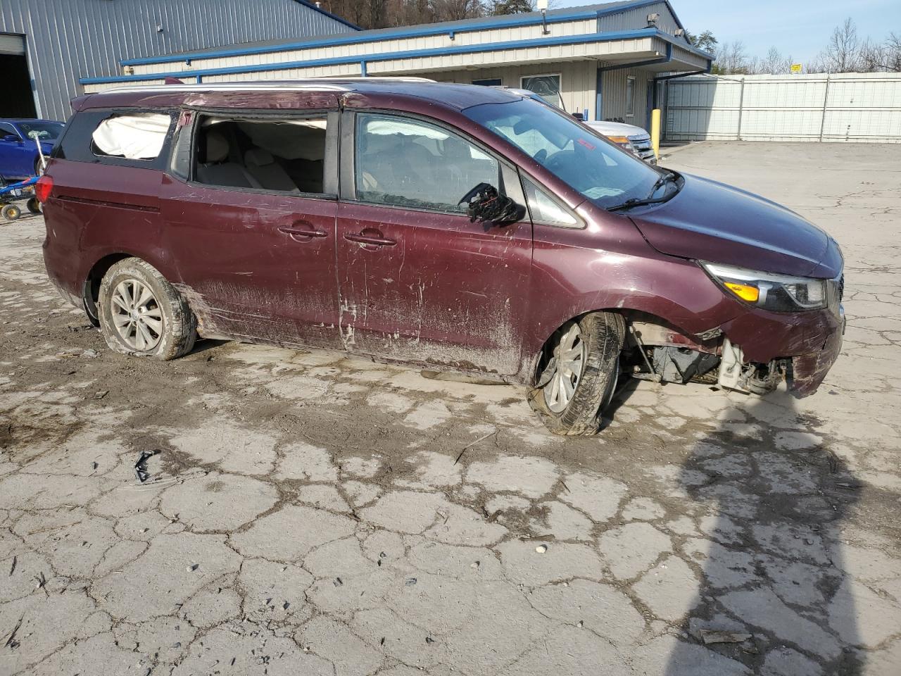2016 Kia Sedona - Image 4