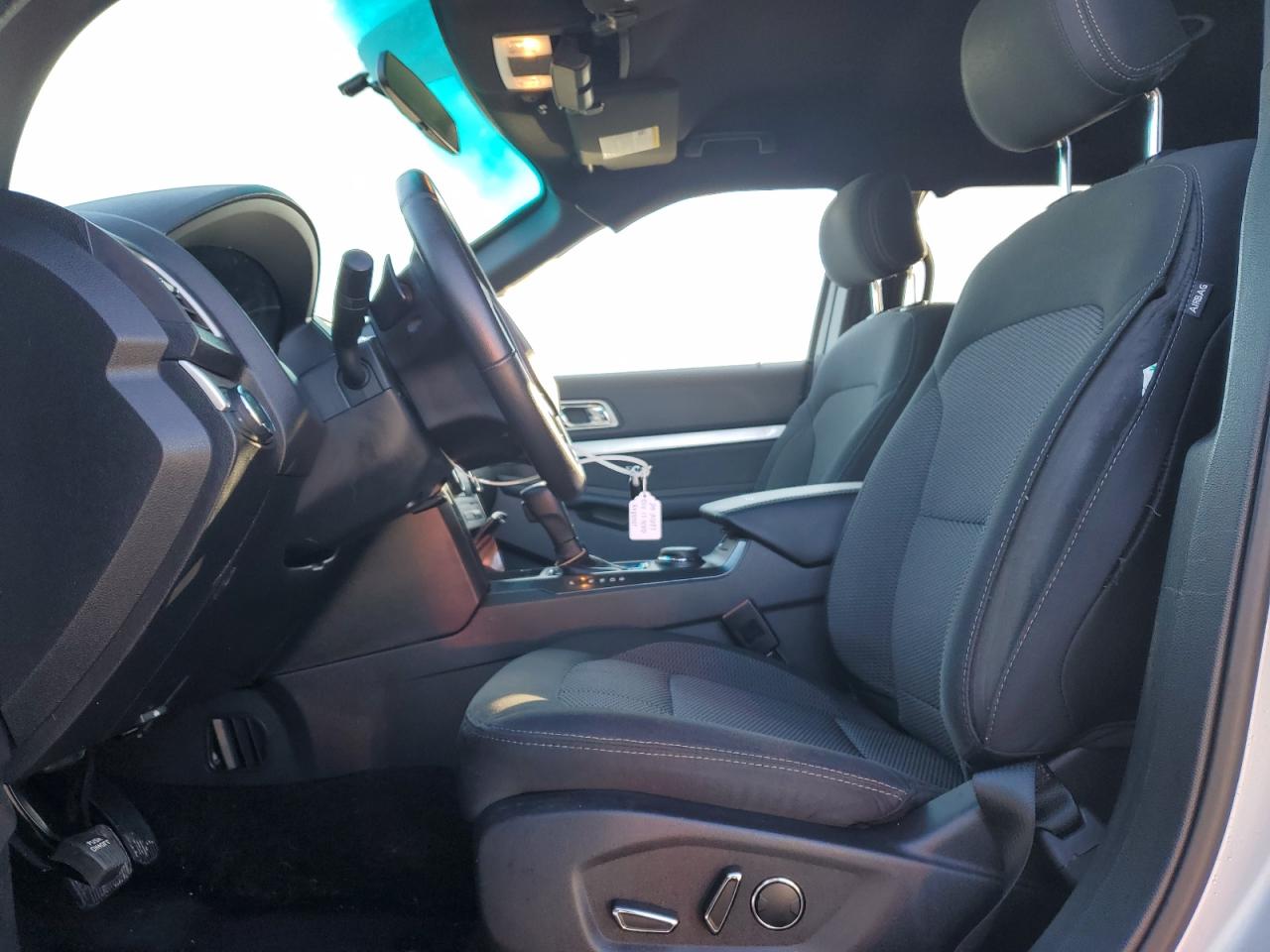 2017 Ford Explorer - Image 7