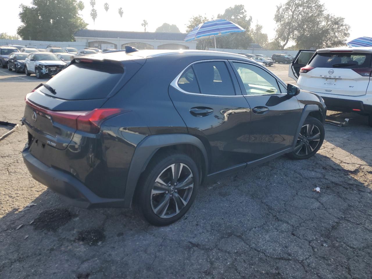 VIN JTHX3JBH3L2030146 2020 LEXUS UX 200 no.3