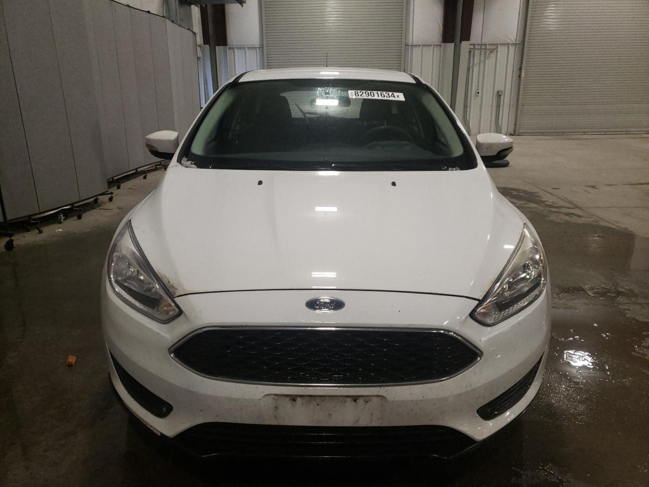 VIN 1FADP3K27HL348097 2017 FORD FOCUS no.5