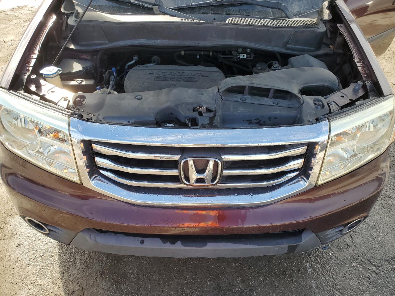 2015 Honda Pilot - Image 12