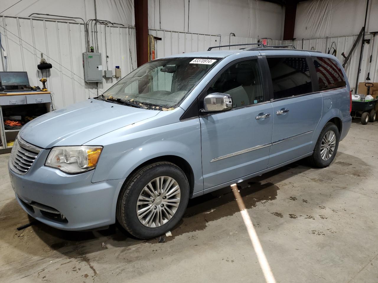 2013 Chrysler Town & Country - Image 1
