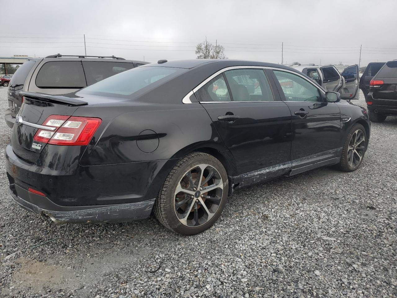 VIN 1FAHP2KTXGG126214 2016 FORD TAURUS no.3