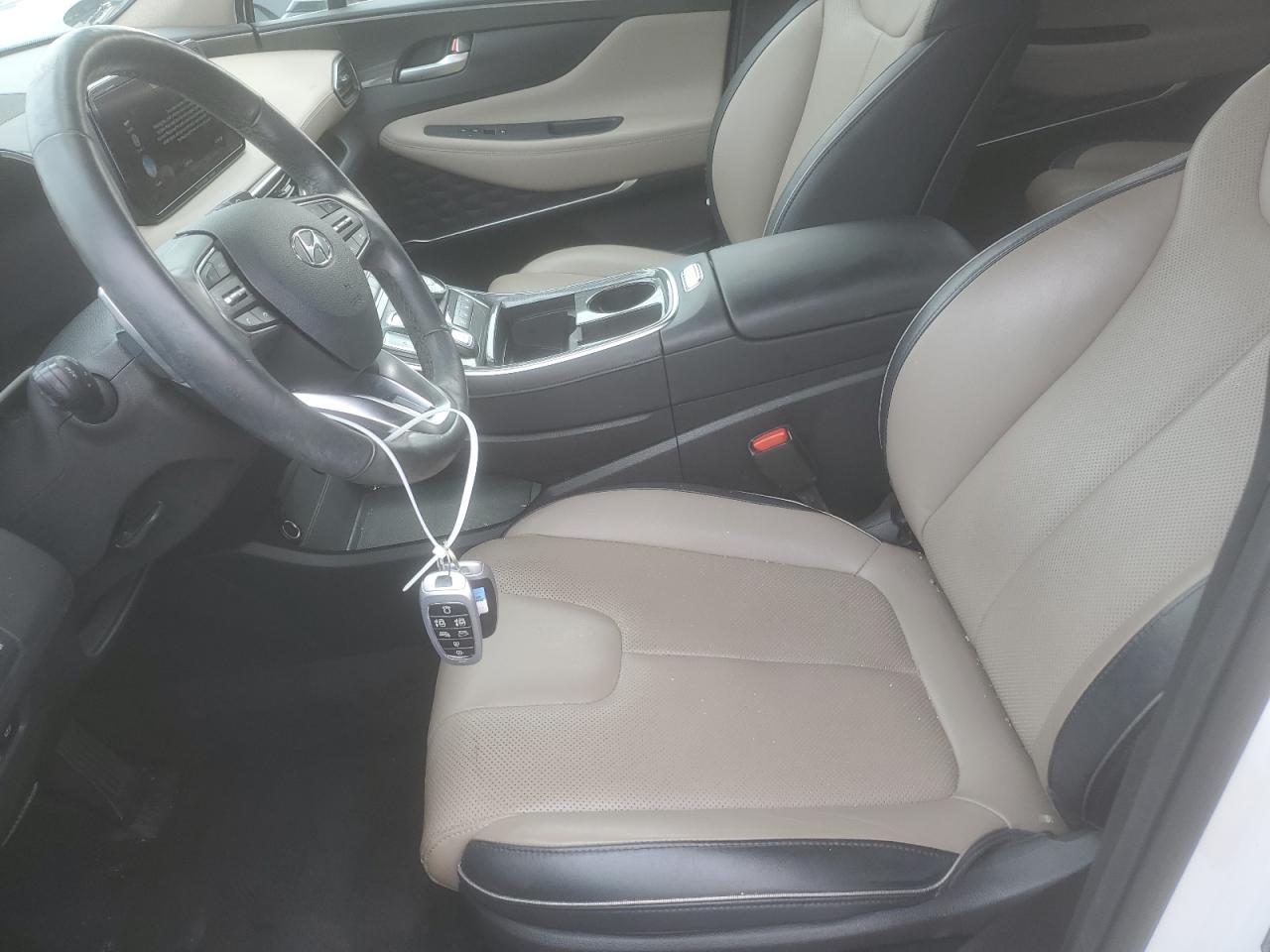 2021 Hyundai Santa Fe - Image 7