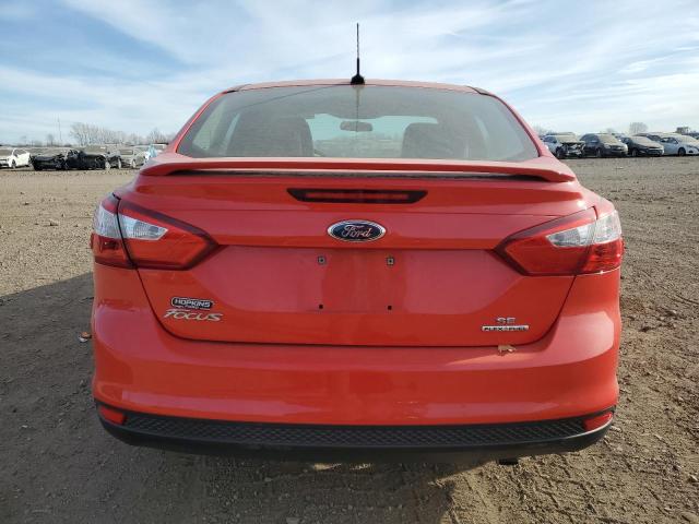  FORD FOCUS 2013 Czerwony