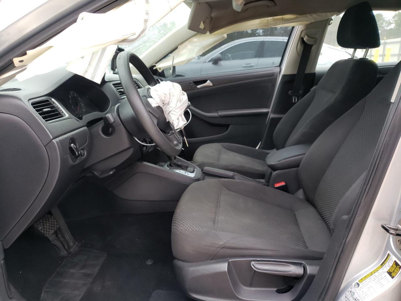 2014 Volkswagen Jetta - Image 7