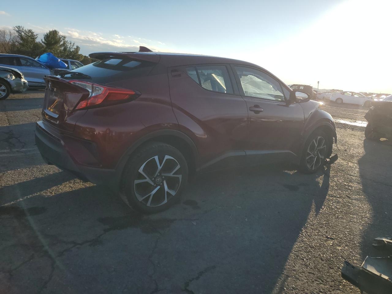 VIN NMTKHMBX3JR024597 2018 TOYOTA C-HR no.3