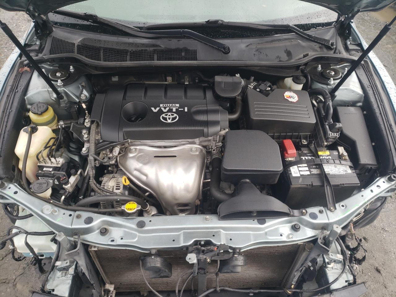 2010 Toyota Camry - Image 11