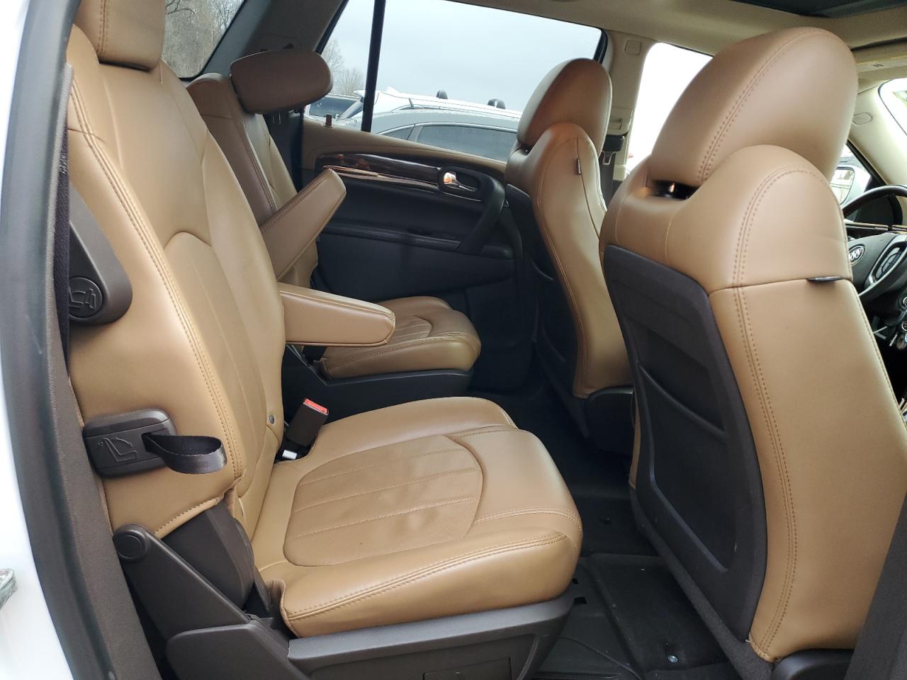 2017 Buick Enclave - Image 11