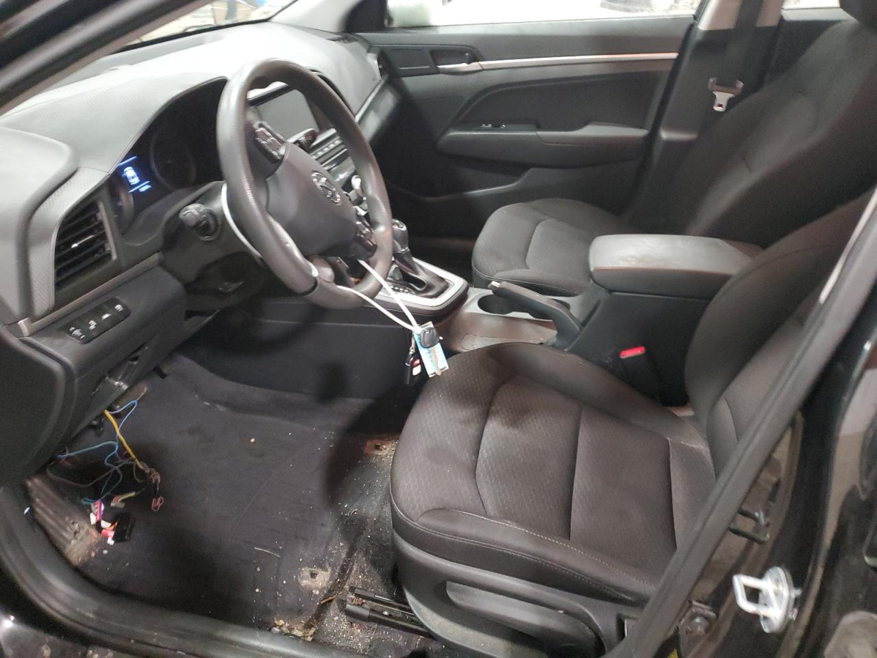 2019 Hyundai Elantra - Image 7