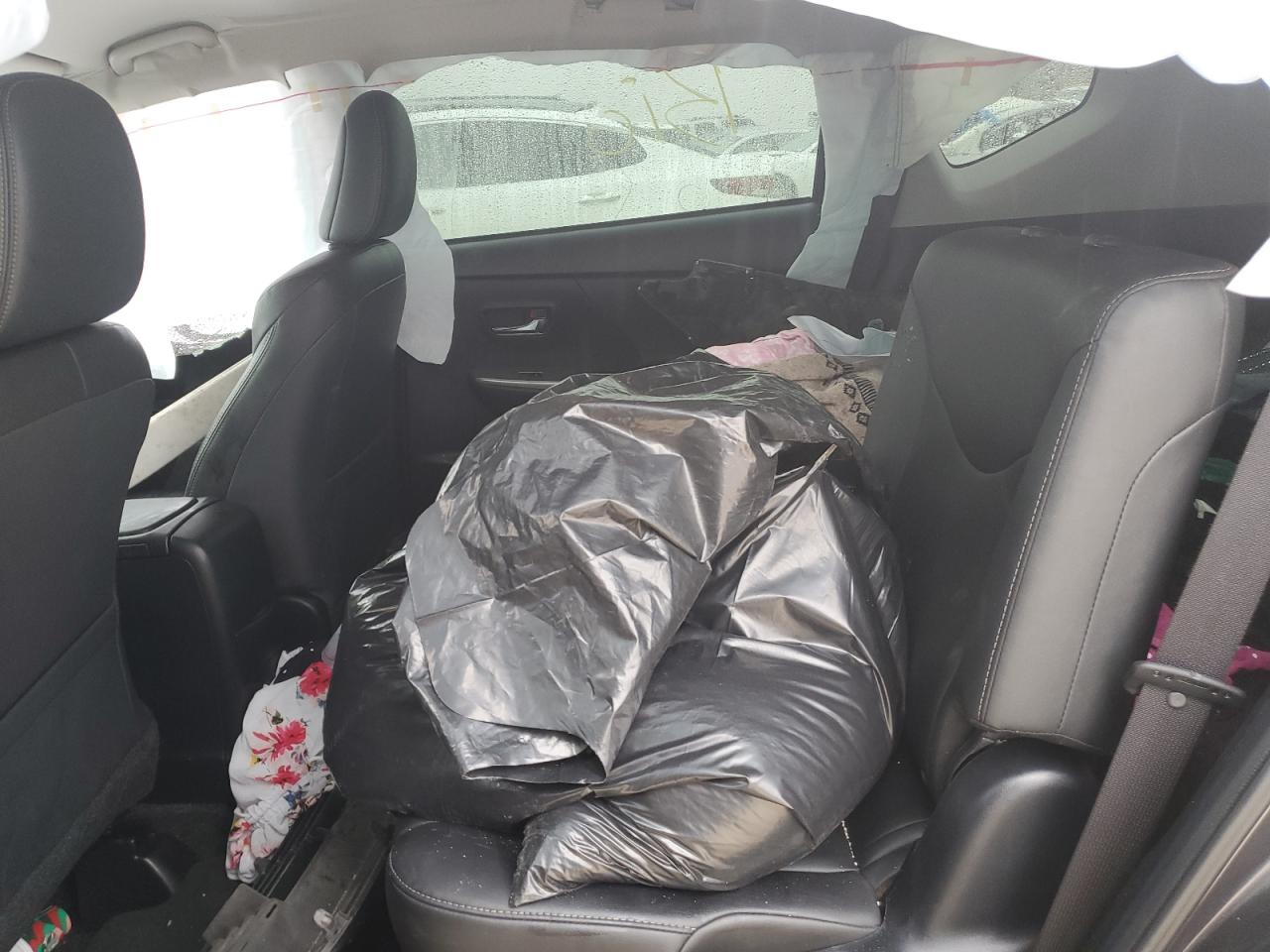 2017 Toyota Prius - Image 10