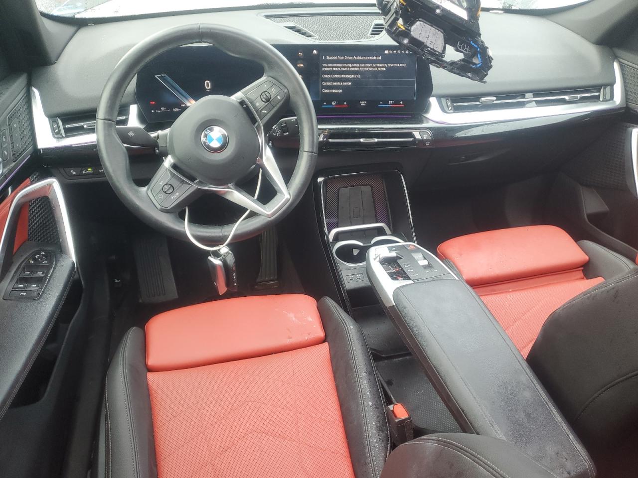 2023 BMW X1 - Image 8