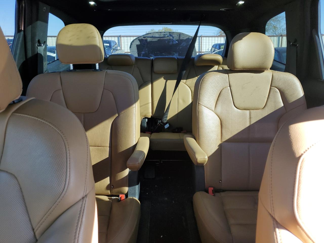 2022 Kia Telluride - Image 10