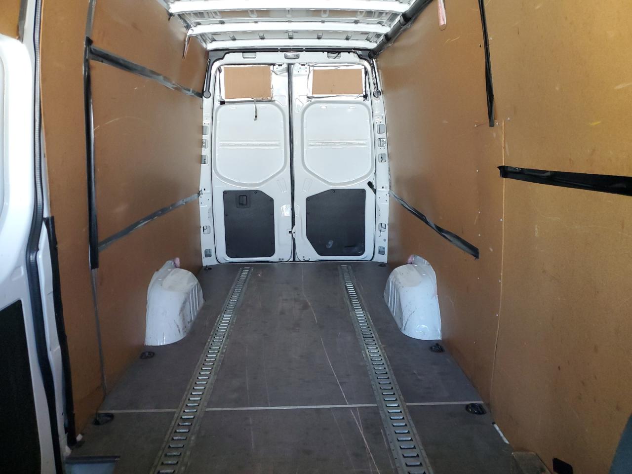 VIN WD4PF1CD4KP177801 2019 MERCEDES-BENZ SPRINTER no.10