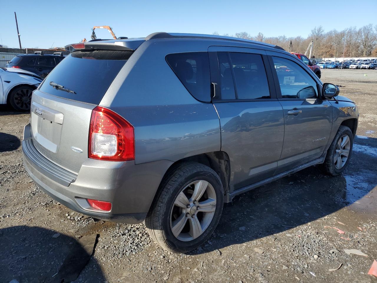 VIN 1C4NJDEB7DD101359 2013 JEEP COMPASS no.3